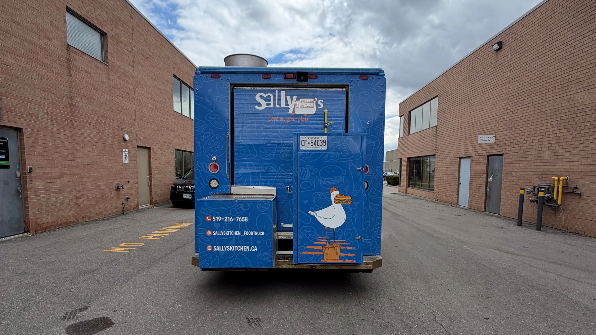 Sally’s Kitchen Food Truck